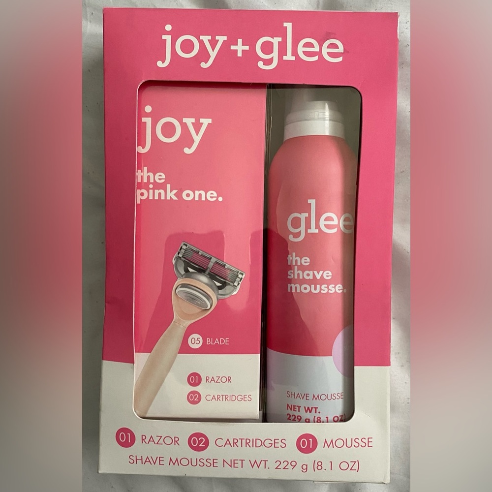 NIB 4pcs Joy & Glee “The Pink One” Razor, Cartridges, and Shaving Mousse